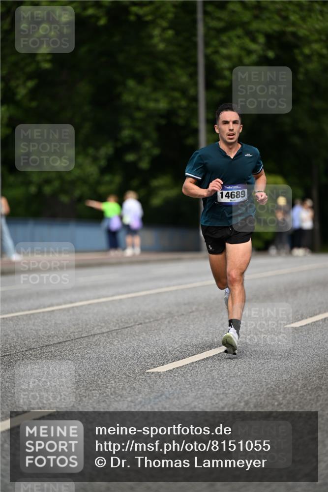 29.06.2025 - hella hamburg halbmarathon Dr. Thomas Lammeyer http://msf.ph/oto/8151055 29.06.2025 09:38:46 Kennedybrücke 28, 42 meine-sportfotos.de