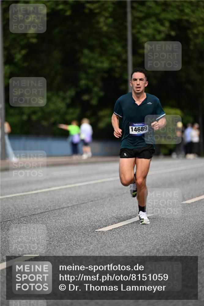 29.06.2025 - hella hamburg halbmarathon Dr. Thomas Lammeyer http://msf.ph/oto/8151059 29.06.2025 09:38:46 Kennedybrücke 28, 42 meine-sportfotos.de