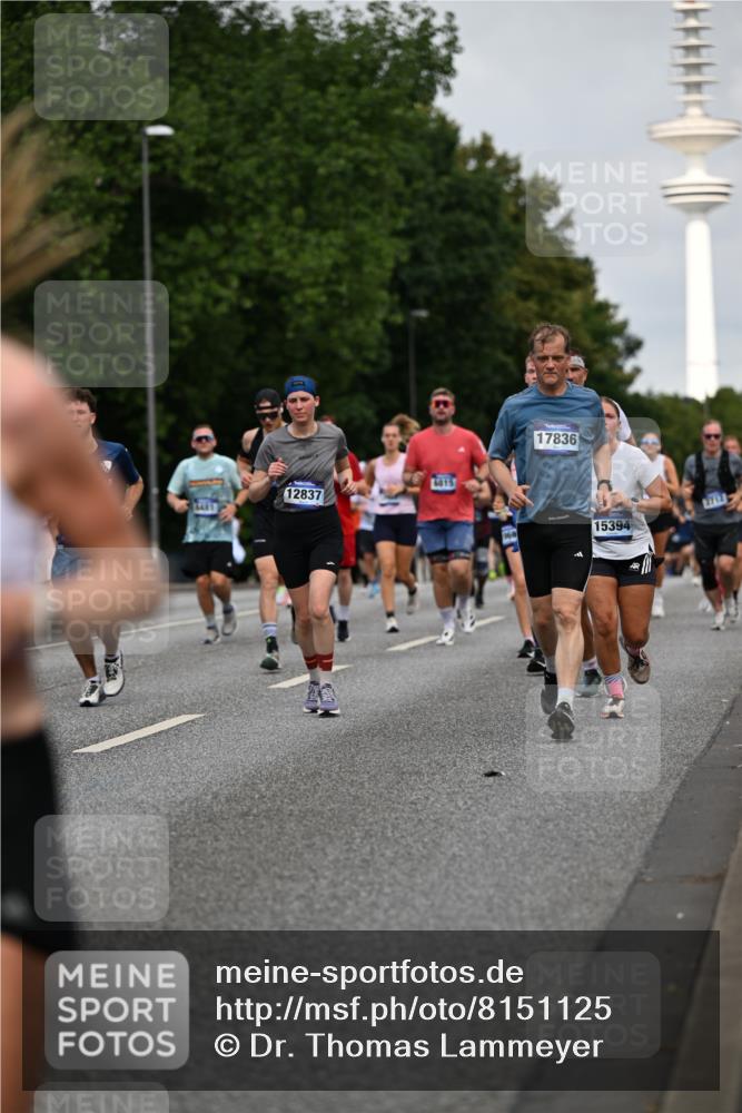 29.06.2025 - hella hamburg halbmarathon Dr. Thomas Lammeyer http://msf.ph/oto/8151125 29.06.2025 10:06:57 Kennedybrücke 1414, 2142, 2685, 2712, 2780, 2819, 3225, 3919, 4204, 5734, 6208, 6295, 6752, 6815, 6997, 7323, 7869, 7888, 8003, 8364, 8481, 8483, 8624, 9006, 10128, 10295, 11191, 11250 meine-sportfotos.de