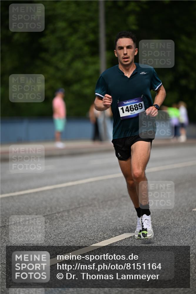 29.06.2025 - hella hamburg halbmarathon Dr. Thomas Lammeyer http://msf.ph/oto/8151164 29.06.2025 09:38:47 Kennedybrücke 28, 42 meine-sportfotos.de