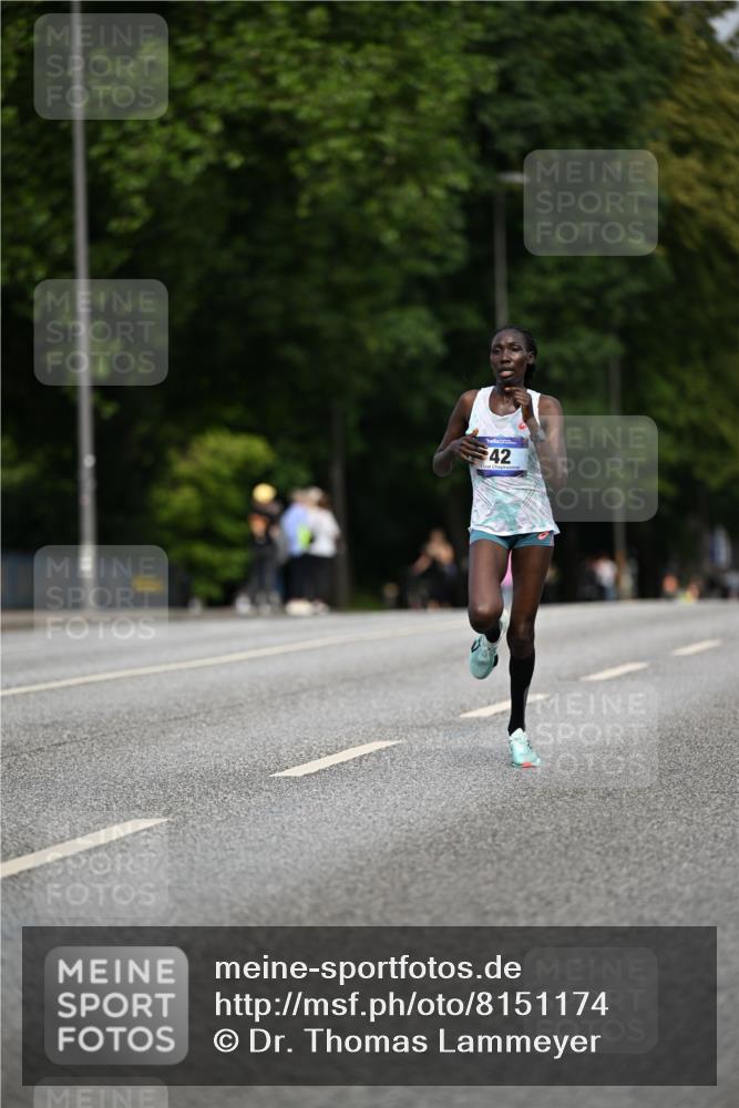 29.06.2025 - hella hamburg halbmarathon Dr. Thomas Lammeyer http://msf.ph/oto/8151174 29.06.2025 09:38:52 Kennedybrücke 28, 42 meine-sportfotos.de