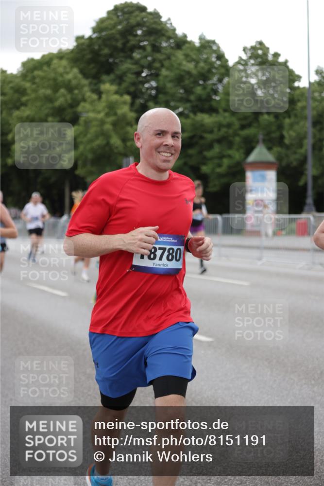 29.06.2025 - hella hamburg halbmarathon Jannik Wohlers http://msf.ph/oto/8151191 29.06.2025 10:51:31 Lombardsbrücke 1418, 1978, 3038, 4598, 4606, 5062, 5534, 6604, 6947, 7682, 8250, 8251, 8621, 9220, 9460, 9590, 9594, 9673, 9730, 10521, 10533, 10673, 10693, 10830, 11101, 11375, 12065, 12510, 12969, 13151, 13152, 14720, 14937, 14959, 15128, 16015, 17253, 17277, 17364, 17429, 17902, 18078, 18615, 18780, 18975 meine-sportfotos.de