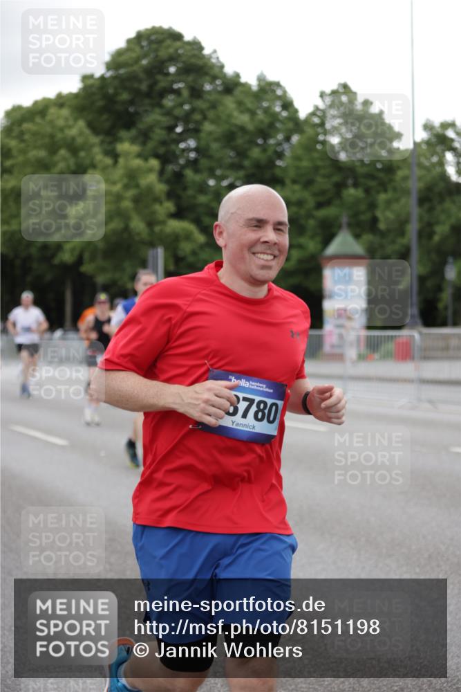 29.06.2025 - hella hamburg halbmarathon Jannik Wohlers http://msf.ph/oto/8151198 29.06.2025 10:51:31 Lombardsbrücke 1418, 1978, 3038, 4598, 4606, 5062, 5534, 6604, 6947, 7682, 8250, 8251, 8621, 9220, 9460, 9590, 9594, 9673, 9730, 10521, 10533, 10673, 10693, 10830, 11101, 11375, 12065, 12510, 12969, 13151, 13152, 14720, 14937, 14959, 15128, 16015, 17253, 17277, 17364, 17429, 17902, 18078, 18615, 18780, 18975 meine-sportfotos.de
