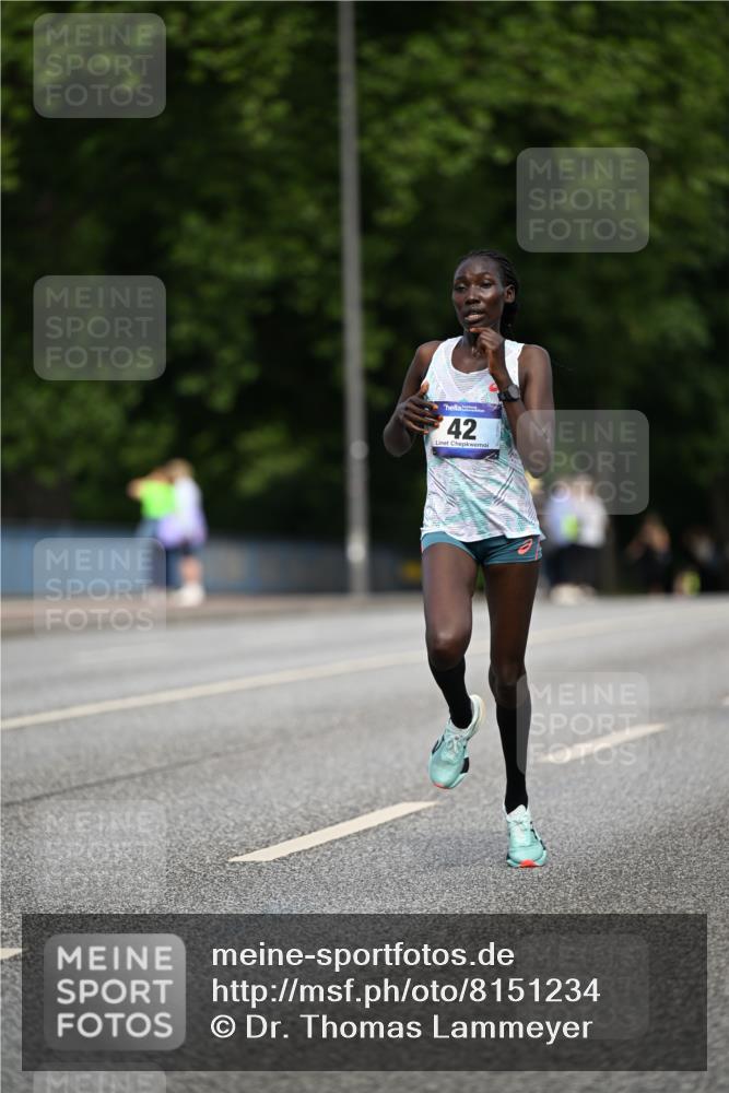 29.06.2025 - hella hamburg halbmarathon Dr. Thomas Lammeyer http://msf.ph/oto/8151234 29.06.2025 09:38:54 Kennedybrücke 42 meine-sportfotos.de