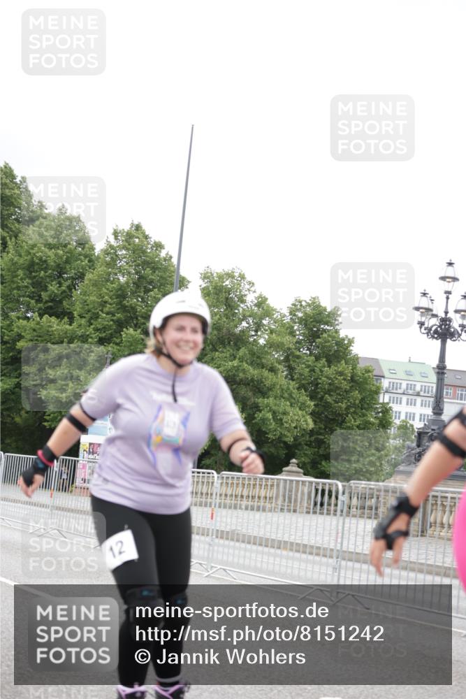 29.06.2025 - hella hamburg halbmarathon Jannik Wohlers http://msf.ph/oto/8151242 29.06.2025 09:18:45 Lombardsbrücke  meine-sportfotos.de