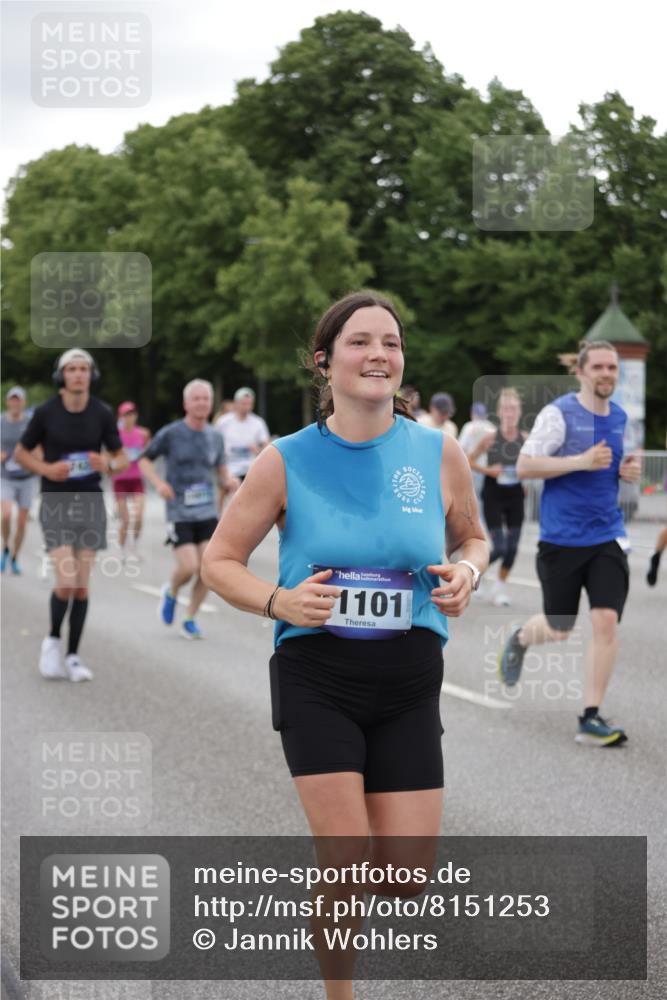 29.06.2025 - hella hamburg halbmarathon Jannik Wohlers http://msf.ph/oto/8151253 29.06.2025 10:51:32 Lombardsbrücke 1418, 1978, 3038, 4598, 4606, 5062, 5534, 6456, 6604, 6947, 7682, 8250, 8251, 8621, 9220, 9460, 9590, 9594, 9673, 9730, 10533, 10673, 10693, 10830, 11101, 11375, 12065, 12510, 12969, 13151, 13152, 14720, 14937, 14959, 15128, 16015, 16234, 17253, 17277, 17364, 17429, 17902, 18078, 18615, 18780, 18975 meine-sportfotos.de