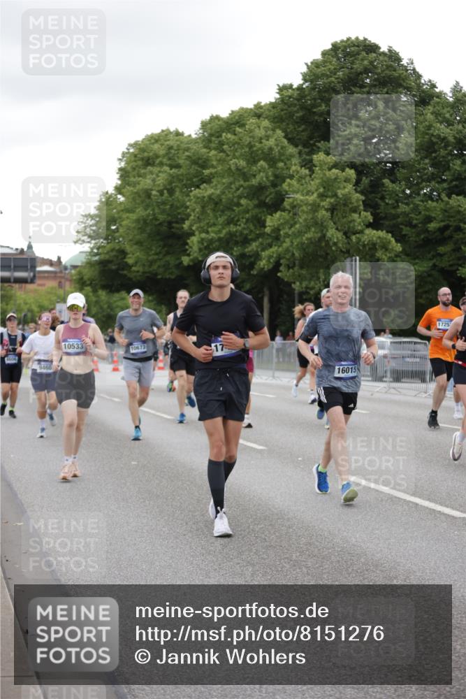 29.06.2025 - hella hamburg halbmarathon Jannik Wohlers http://msf.ph/oto/8151276 29.06.2025 10:51:33 Lombardsbrücke 1418, 1978, 3038, 4598, 4606, 5062, 5534, 6456, 6604, 7682, 8250, 8251, 8621, 9220, 9460, 9590, 9594, 9673, 9730, 10533, 10673, 10693, 10830, 11101, 11375, 12065, 12510, 12969, 13151, 13152, 14720, 14937, 14959, 15128, 16015, 16234, 17253, 17277, 17364, 17429, 17902, 18078, 18615, 18780, 18975 meine-sportfotos.de