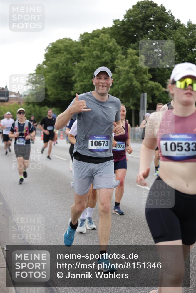 29.06.2025 - hella hamburg halbmarathon Jannik Wohlers http://msf.ph/oto/8151346 29.06.2025 10:51:37 Lombardsbrücke 1418, 1978, 3038, 4087, 4273, 4598, 4606, 5062, 6456, 6604, 6985, 7682, 8250, 8251, 8621, 9220, 9460, 9590, 9594, 9673, 9730, 10533, 10673, 11101, 11375, 12510, 12969, 14235, 14720, 15128, 16015, 16234, 17253, 17277, 17429, 17902, 18078, 18221, 18615, 18780, 18975 meine-sportfotos.de