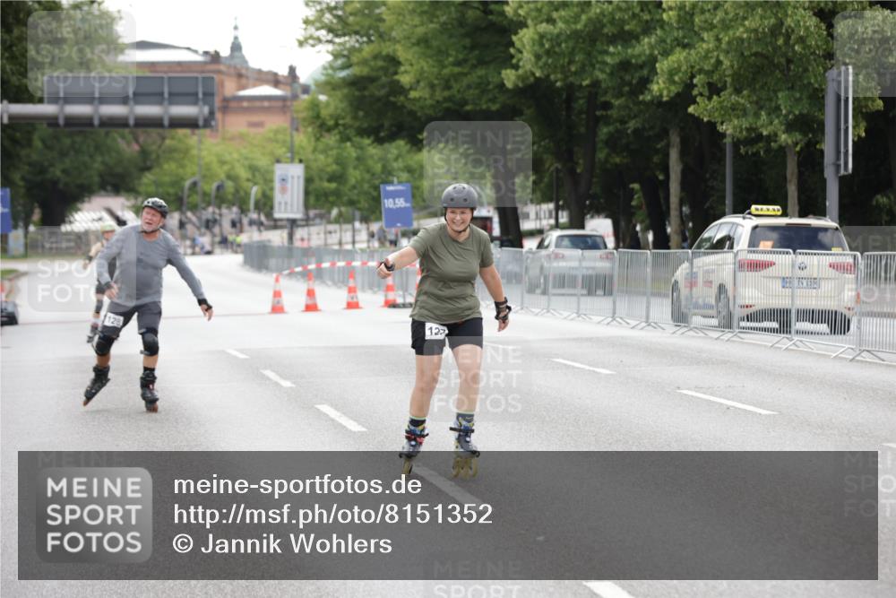 29.06.2025 - hella hamburg halbmarathon Jannik Wohlers http://msf.ph/oto/8151352 29.06.2025 09:21:20 Lombardsbrücke  meine-sportfotos.de