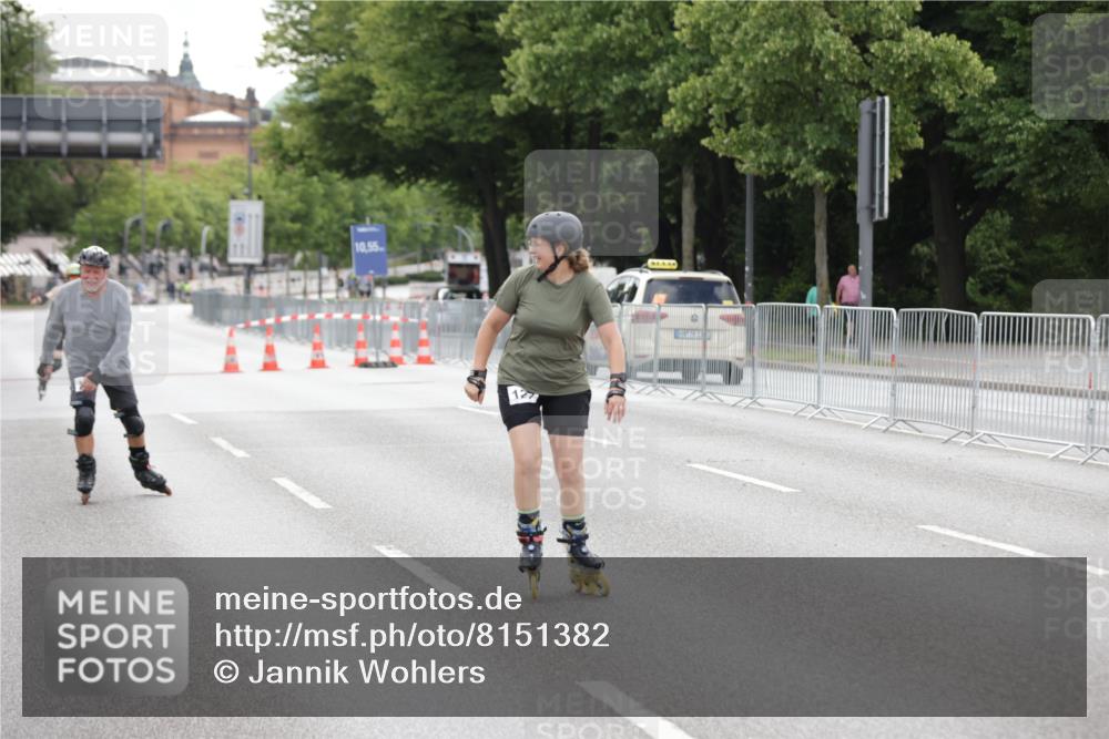 29.06.2025 - hella hamburg halbmarathon Jannik Wohlers http://msf.ph/oto/8151382 29.06.2025 09:21:21 Lombardsbrücke  meine-sportfotos.de