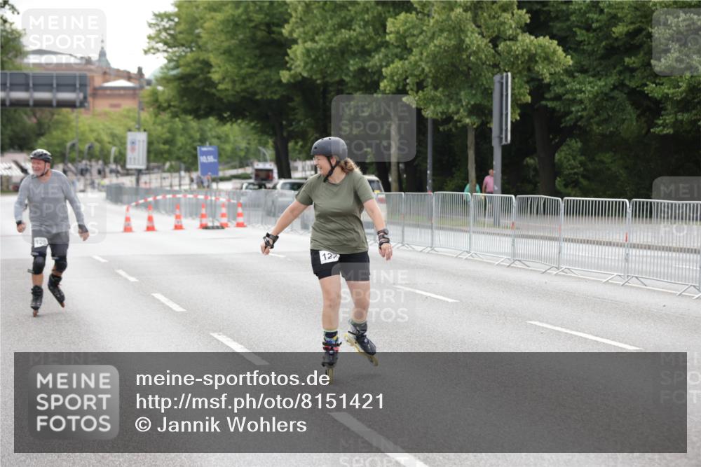 29.06.2025 - hella hamburg halbmarathon Jannik Wohlers http://msf.ph/oto/8151421 29.06.2025 09:21:21 Lombardsbrücke  meine-sportfotos.de