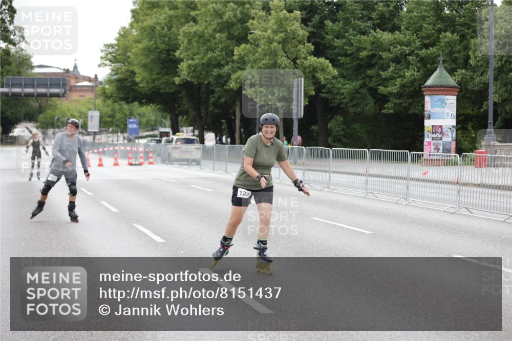 29.06.2025 - hella hamburg halbmarathon Jannik Wohlers http://msf.ph/oto/8151437 29.06.2025 09:21:22 Lombardsbrücke  meine-sportfotos.de