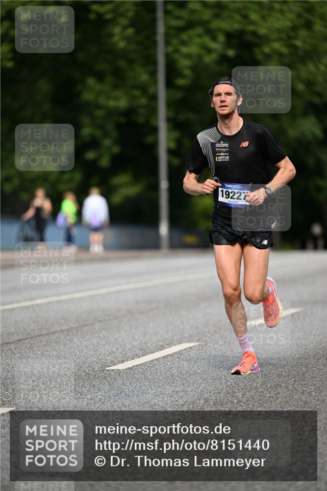 29.06.2025 - hella hamburg halbmarathon Dr. Thomas Lammeyer http://msf.ph/oto/8151440 29.06.2025 09:39:26 Kennedybrücke  meine-sportfotos.de