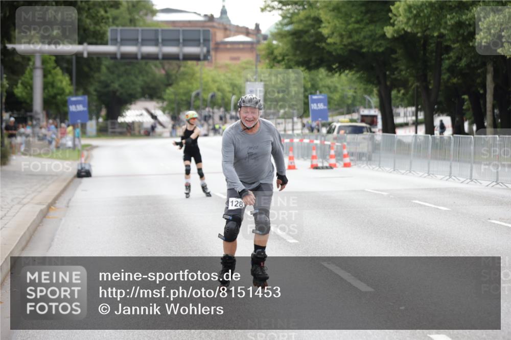 29.06.2025 - hella hamburg halbmarathon Jannik Wohlers http://msf.ph/oto/8151453 29.06.2025 09:21:23 Lombardsbrücke  meine-sportfotos.de
