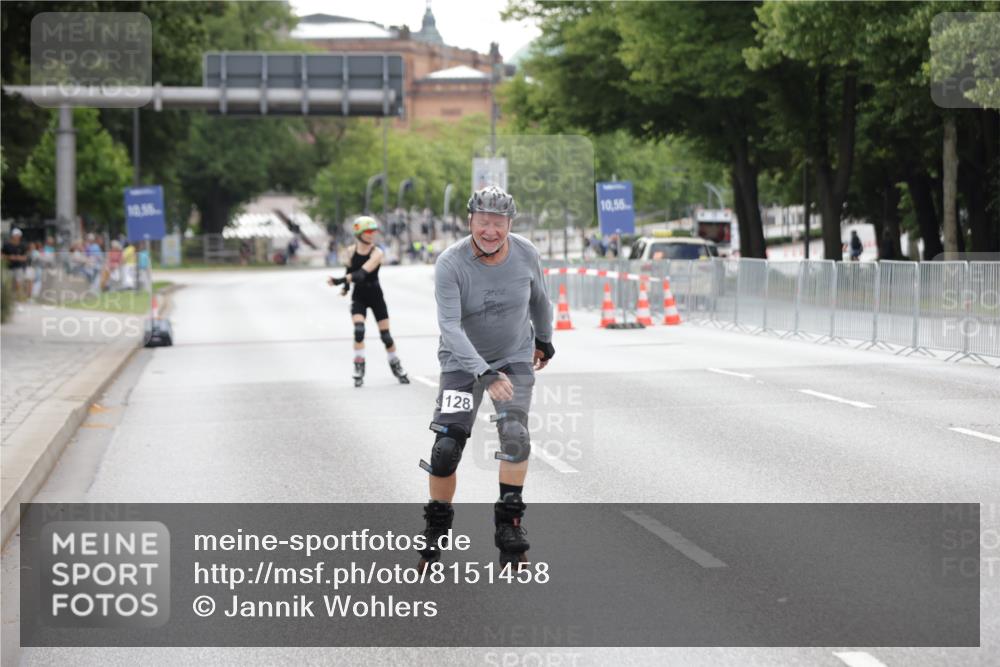 29.06.2025 - hella hamburg halbmarathon Jannik Wohlers http://msf.ph/oto/8151458 29.06.2025 09:21:23 Lombardsbrücke  meine-sportfotos.de