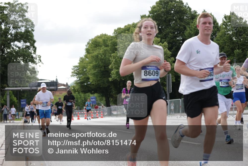 29.06.2025 - hella hamburg halbmarathon Jannik Wohlers http://msf.ph/oto/8151474 29.06.2025 10:14:41 Lombardsbrücke 1296, 1379, 1524, 1575, 1745, 2140, 2281, 3507, 3509, 3513, 3650, 3844, 4495, 4641, 5800, 6181, 6248, 6317, 7439, 7881, 8237, 8239, 8275, 8522, 8563, 8609, 8854, 9113, 9911, 9975, 10589, 10717, 11271, 11598, 11611, 11683, 12634, 13393, 13683, 13881, 14195, 14617, 14999, 15037, 15038, 16208, 16419, 17128, 17708, 17847, 18176, 18800 meine-sportfotos.de