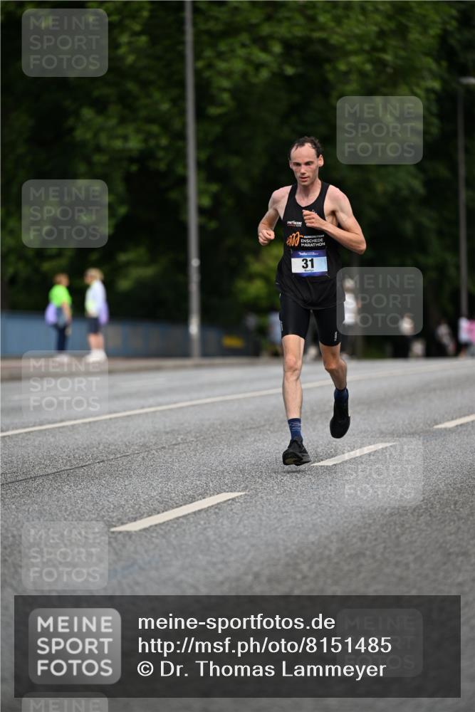 29.06.2025 - hella hamburg halbmarathon Dr. Thomas Lammeyer http://msf.ph/oto/8151485 29.06.2025 09:40:00 Kennedybrücke 31 meine-sportfotos.de