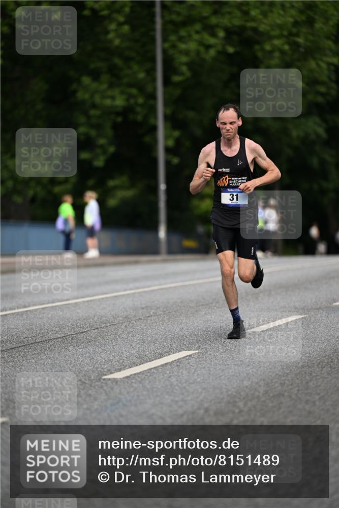 29.06.2025 - hella hamburg halbmarathon Dr. Thomas Lammeyer http://msf.ph/oto/8151489 29.06.2025 09:40:00 Kennedybrücke 31 meine-sportfotos.de