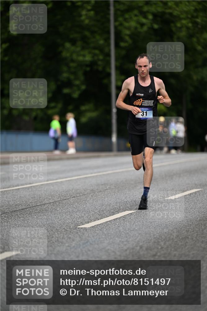 29.06.2025 - hella hamburg halbmarathon Dr. Thomas Lammeyer http://msf.ph/oto/8151497 29.06.2025 09:40:00 Kennedybrücke 31 meine-sportfotos.de