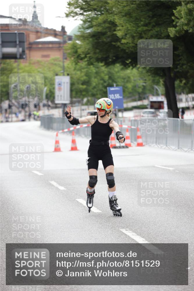 29.06.2025 - hella hamburg halbmarathon Jannik Wohlers http://msf.ph/oto/8151529 29.06.2025 09:21:28 Lombardsbrücke  meine-sportfotos.de