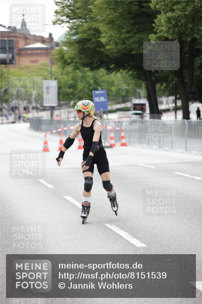 29.06.2025 - hella hamburg halbmarathon Jannik Wohlers http://msf.ph/oto/8151539 29.06.2025 09:21:29 Lombardsbrücke  meine-sportfotos.de