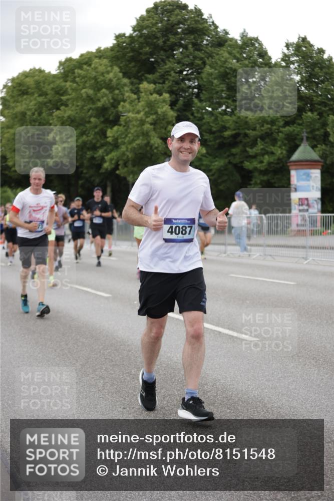29.06.2025 - hella hamburg halbmarathon Jannik Wohlers http://msf.ph/oto/8151548 29.06.2025 10:51:43 Lombardsbrücke 1418, 1978, 3038, 4087, 4273, 4436, 4598, 4606, 5062, 5262, 6403, 6404, 6406, 6456, 6985, 7682, 7691, 8194, 8196, 8250, 8251, 8621, 9368, 9460, 9730, 10342, 10533, 10673, 11101, 11126, 11127, 11375, 12089, 12510, 12525, 12969, 13538, 14215, 14235, 14720, 15128, 16015, 16234, 16262, 16973, 17253, 17277, 17326, 17327, 17902, 18078, 18221, 18615 meine-sportfotos.de