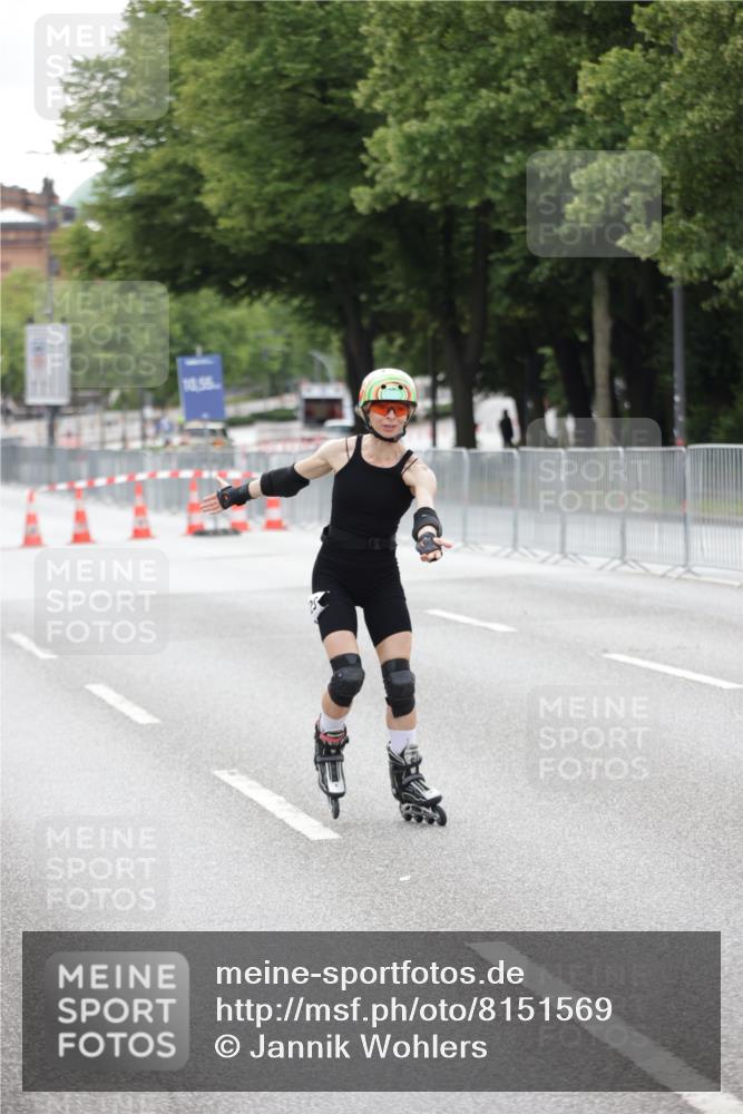 29.06.2025 - hella hamburg halbmarathon Jannik Wohlers http://msf.ph/oto/8151569 29.06.2025 09:21:30 Lombardsbrücke  meine-sportfotos.de