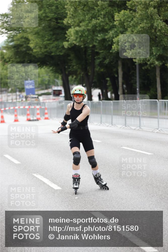 29.06.2025 - hella hamburg halbmarathon Jannik Wohlers http://msf.ph/oto/8151580 29.06.2025 09:21:30 Lombardsbrücke  meine-sportfotos.de