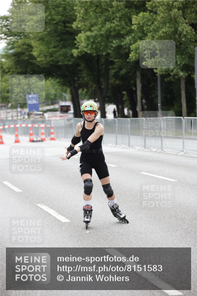 29.06.2025 - hella hamburg halbmarathon Jannik Wohlers http://msf.ph/oto/8151583 29.06.2025 09:21:30 Lombardsbrücke  meine-sportfotos.de