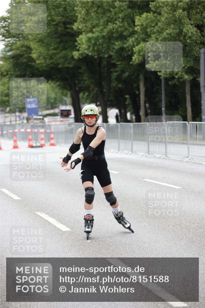 29.06.2025 - hella hamburg halbmarathon Jannik Wohlers http://msf.ph/oto/8151588 29.06.2025 09:21:30 Lombardsbrücke  meine-sportfotos.de