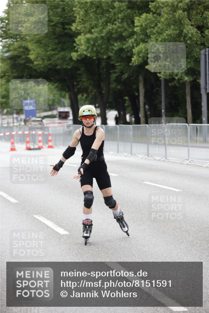 29.06.2025 - hella hamburg halbmarathon Jannik Wohlers http://msf.ph/oto/8151591 29.06.2025 09:21:30 Lombardsbrücke  meine-sportfotos.de