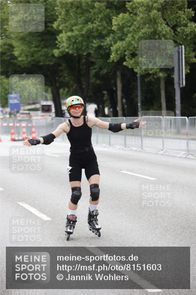 29.06.2025 - hella hamburg halbmarathon Jannik Wohlers http://msf.ph/oto/8151603 29.06.2025 09:21:31 Lombardsbrücke  meine-sportfotos.de