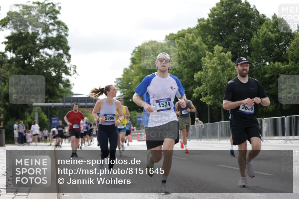 29.06.2025 - hella hamburg halbmarathon Jannik Wohlers http://msf.ph/oto/8151645 29.06.2025 10:14:49 Lombardsbrücke 1296, 1524, 1745, 2281, 3513, 3650, 3844, 4495, 5271, 5986, 6317, 7452, 7810, 7881, 8237, 8256, 8275, 8609, 9113, 9847, 9975, 9997, 10589, 11271, 11598, 11683, 12524, 12634, 13683, 13881, 14617, 15037, 15038, 15150, 15740, 16419, 17128, 18769, 18800, 18939, 19027 meine-sportfotos.de