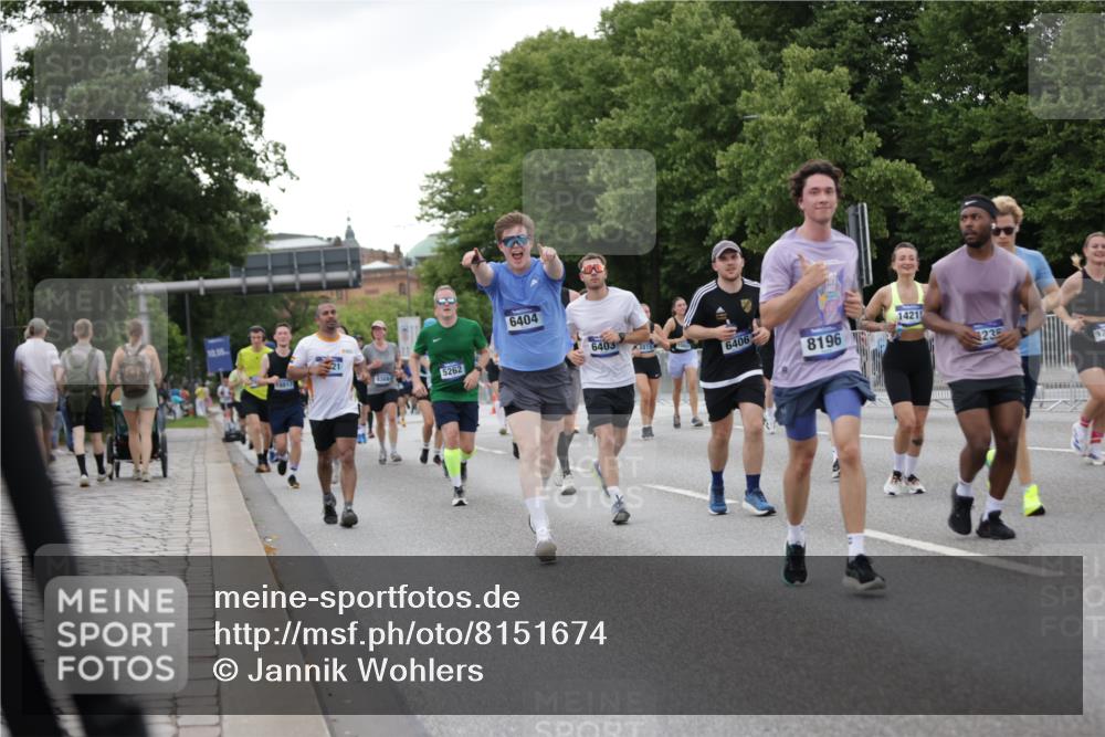 29.06.2025 - hella hamburg halbmarathon Jannik Wohlers http://msf.ph/oto/8151674 29.06.2025 10:51:48 Lombardsbrücke 1418, 1978, 3038, 3645, 4087, 4273, 4436, 4598, 4815, 5062, 5262, 6386, 6403, 6404, 6406, 6456, 6985, 7690, 7691, 8194, 8196, 8250, 8251, 9368, 9460, 9730, 10296, 10342, 10634, 10673, 10884, 11126, 11127, 11375, 11736, 11899, 11974, 12089, 12247, 12510, 12525, 12558, 12969, 13094, 13538, 14215, 14235, 14720, 16234, 16262, 16492, 16752, 16973, 17253, 17277, 17326, 17327, 18078, 18221, 18668, 18756, 18817 meine-sportfotos.de