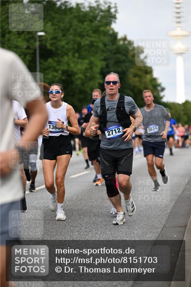 29.06.2025 - hella hamburg halbmarathon Dr. Thomas Lammeyer http://msf.ph/oto/8151703 29.06.2025 10:07:05 Kennedybrücke 1414, 1702, 2142, 2619, 2712, 2780, 2810, 2819, 3225, 3630, 4066, 4204, 4613, 4665, 5734, 6208, 6752, 6815, 6997, 7869, 7888, 8003, 8481, 8483, 8624, 9006, 10128 meine-sportfotos.de