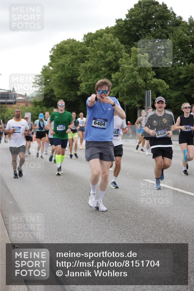 29.06.2025 - hella hamburg halbmarathon Jannik Wohlers http://msf.ph/oto/8151704 29.06.2025 10:51:49 Lombardsbrücke 1978, 3038, 3645, 4087, 4273, 4436, 4815, 5062, 5262, 6386, 6403, 6404, 6406, 6456, 6985, 7690, 7691, 8194, 8196, 8250, 8251, 9368, 9460, 9730, 10296, 10342, 10634, 10673, 10884, 11084, 11126, 11127, 11375, 11736, 11899, 11974, 12089, 12247, 12510, 12525, 12546, 12558, 12969, 13094, 13538, 14215, 14235, 16234, 16262, 16492, 16752, 16973, 17253, 17277, 17326, 17327, 18078, 18115, 18221, 18633, 18668, 18756, 18817 meine-sportfotos.de