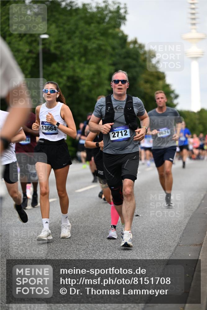 29.06.2025 - hella hamburg halbmarathon Dr. Thomas Lammeyer http://msf.ph/oto/8151708 29.06.2025 10:07:05 Kennedybrücke 1414, 1702, 2142, 2619, 2712, 2780, 2810, 2819, 3225, 3630, 4066, 4204, 4613, 4665, 5734, 6208, 6752, 6815, 6997, 7869, 7888, 8003, 8481, 8483, 8624, 9006, 10128 meine-sportfotos.de