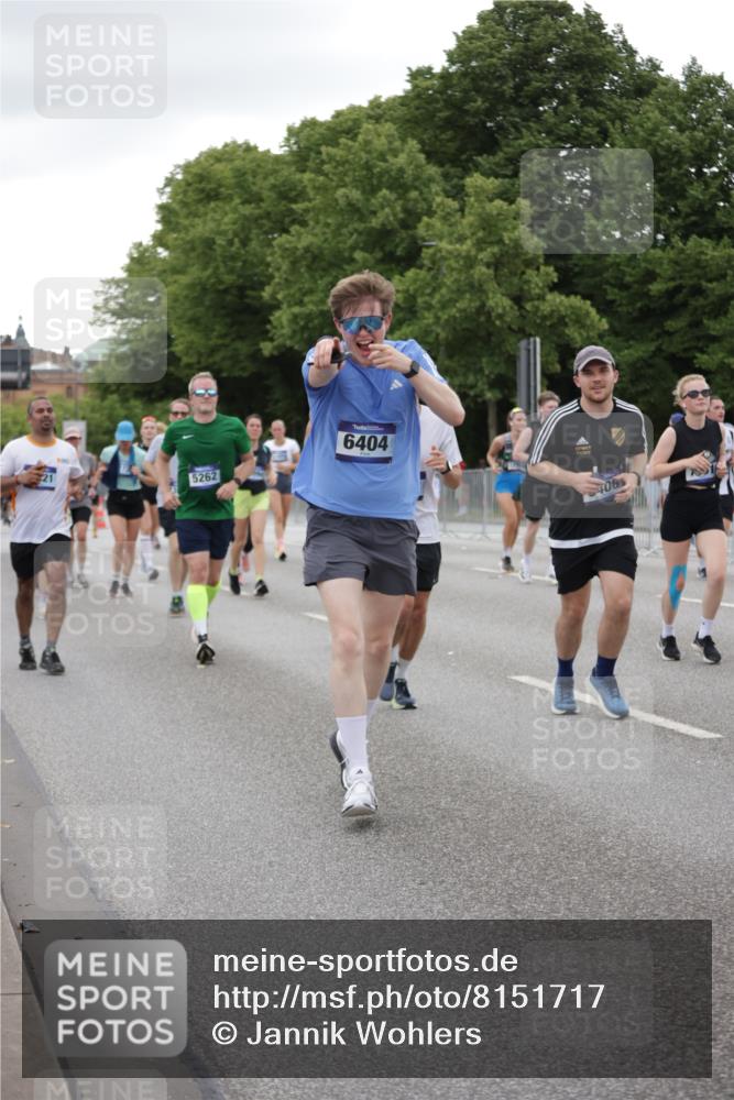 29.06.2025 - hella hamburg halbmarathon Jannik Wohlers http://msf.ph/oto/8151717 29.06.2025 10:51:49 Lombardsbrücke 1978, 3038, 3645, 4087, 4273, 4436, 4815, 5062, 5262, 6386, 6403, 6404, 6406, 6456, 6985, 7690, 7691, 8194, 8196, 8250, 8251, 9368, 9460, 9730, 10296, 10342, 10634, 10673, 10884, 11084, 11126, 11127, 11375, 11736, 11899, 11974, 12089, 12247, 12510, 12525, 12546, 12558, 12969, 13094, 13538, 14215, 14235, 16234, 16262, 16492, 16752, 16973, 17253, 17277, 17326, 17327, 18078, 18115, 18221, 18633, 18668, 18756, 18817 meine-sportfotos.de