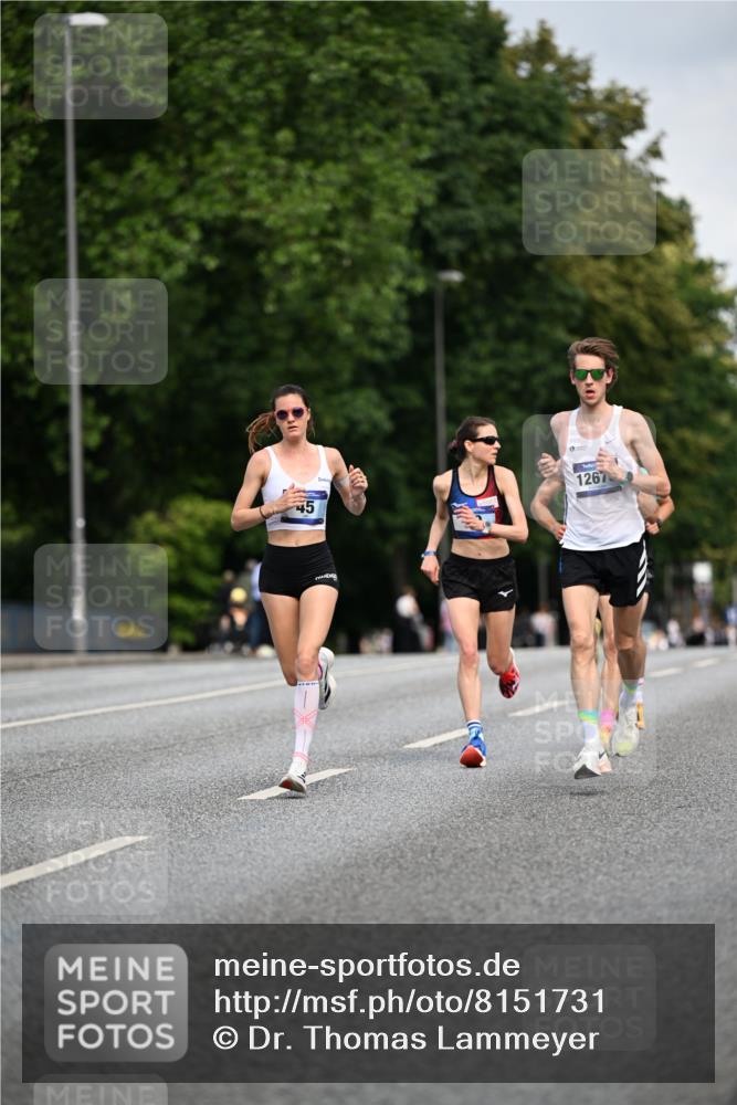 29.06.2025 - hella hamburg halbmarathon Dr. Thomas Lammeyer http://msf.ph/oto/8151731 29.06.2025 09:40:41 Kennedybrücke 45, 50, 3944 meine-sportfotos.de