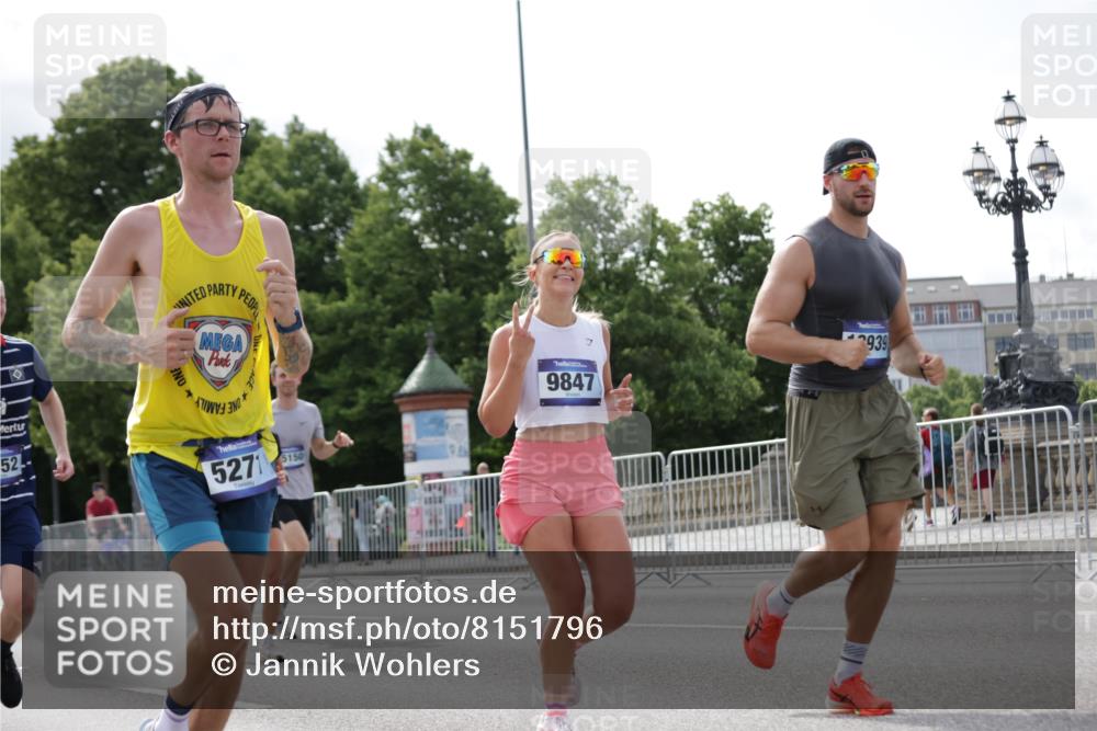 29.06.2025 - hella hamburg halbmarathon Jannik Wohlers http://msf.ph/oto/8151796 29.06.2025 10:14:53 Lombardsbrücke 1296, 1524, 1745, 2281, 2720, 3513, 3650, 4495, 5271, 5986, 6317, 7452, 7809, 7810, 7881, 8237, 8256, 8609, 9307, 9423, 9847, 9975, 9997, 10858, 11683, 12457, 12524, 13453, 13500, 13881, 14617, 15150, 15740, 16040, 17128, 17949, 18203, 18252, 18769, 18800, 18939, 19027 meine-sportfotos.de