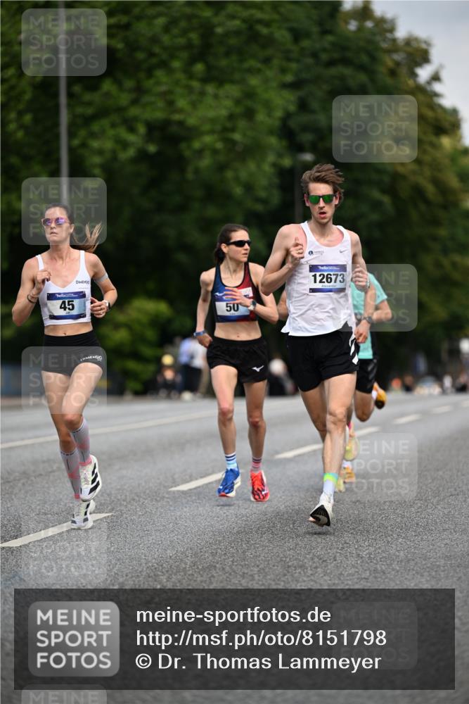 29.06.2025 - hella hamburg halbmarathon Dr. Thomas Lammeyer http://msf.ph/oto/8151798 29.06.2025 09:40:42 Kennedybrücke 45, 50, 3944 meine-sportfotos.de