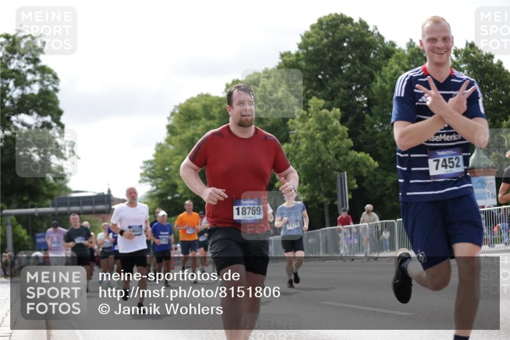 29.06.2025 - hella hamburg halbmarathon Jannik Wohlers http://msf.ph/oto/8151806 29.06.2025 10:14:54 Lombardsbrücke 1296, 1524, 1745, 2281, 2720, 3513, 3650, 4495, 5271, 5986, 6317, 7452, 7809, 7810, 7881, 8237, 8256, 9307, 9423, 9847, 9975, 9997, 10858, 12457, 12521, 12524, 13197, 13453, 13500, 13881, 15150, 15740, 16040, 17128, 17949, 18203, 18252, 18769, 18800, 18939, 19027 meine-sportfotos.de