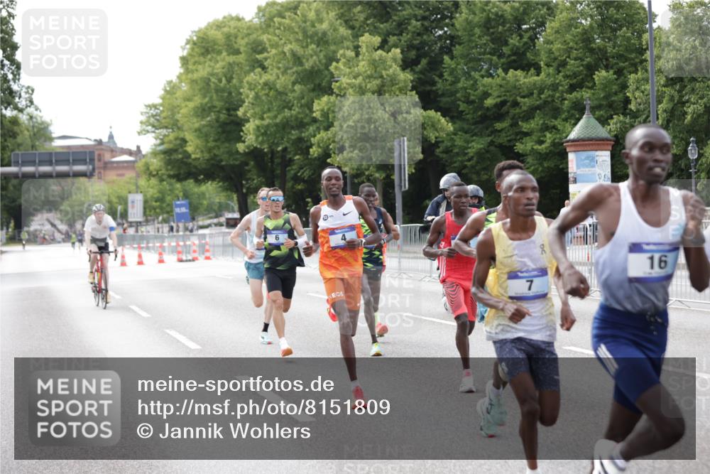 29.06.2025 - hella hamburg halbmarathon Jannik Wohlers http://msf.ph/oto/8151809 29.06.2025 09:30:58 Lombardsbrücke 1, 2, 4, 5, 6, 7, 8, 9, 10, 11, 13, 16, 22, 23, 25, 59 meine-sportfotos.de