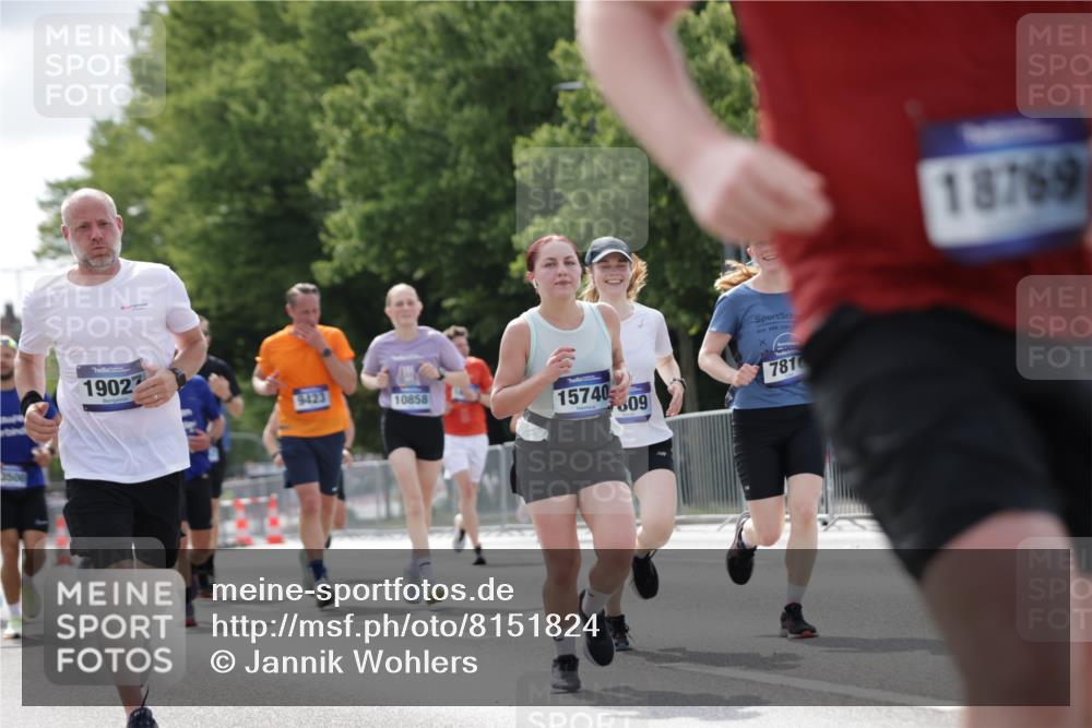 29.06.2025 - hella hamburg halbmarathon Jannik Wohlers http://msf.ph/oto/8151824 29.06.2025 10:14:55 Lombardsbrücke 1296, 1524, 1745, 2281, 2720, 3513, 3650, 5271, 5986, 6317, 7452, 7809, 7810, 8237, 8256, 9307, 9423, 9847, 9975, 9997, 10858, 12457, 12521, 12524, 13197, 13453, 13500, 13881, 15150, 15740, 16040, 17128, 17949, 18203, 18252, 18769, 18800, 18939, 19027 meine-sportfotos.de