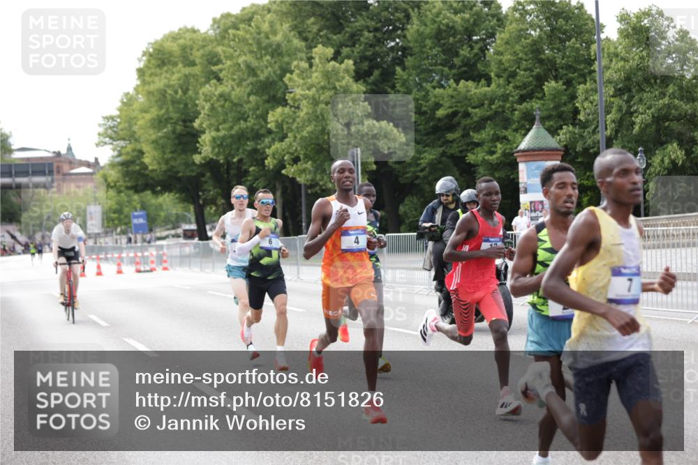 29.06.2025 - hella hamburg halbmarathon Jannik Wohlers http://msf.ph/oto/8151826 29.06.2025 09:30:58 Lombardsbrücke 1, 2, 4, 5, 6, 7, 8, 9, 10, 11, 13, 16, 22, 23, 25, 59 meine-sportfotos.de
