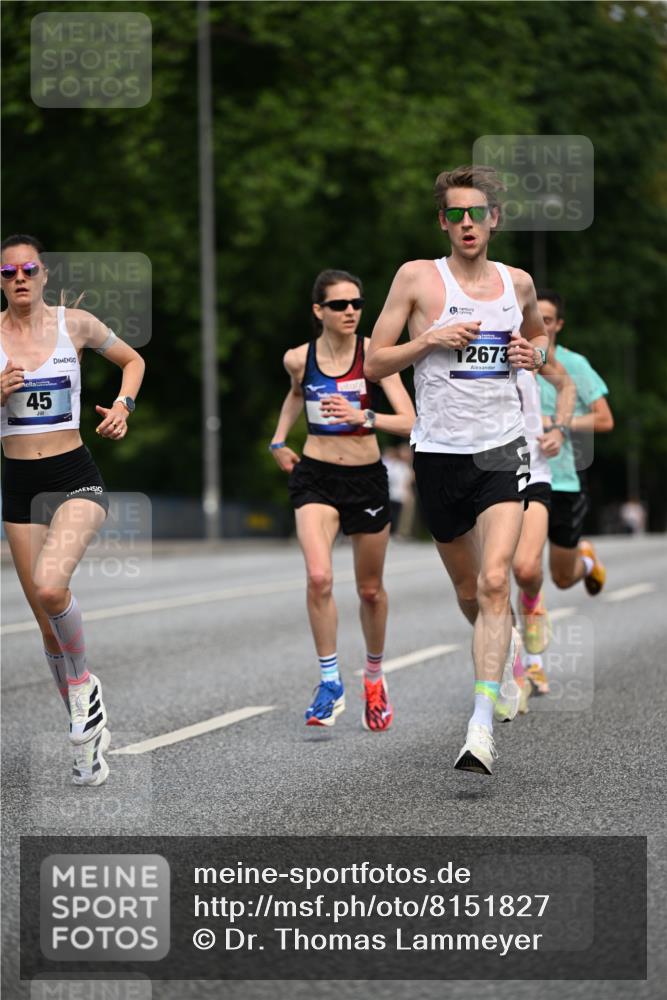 29.06.2025 - hella hamburg halbmarathon Dr. Thomas Lammeyer http://msf.ph/oto/8151827 29.06.2025 09:40:43 Kennedybrücke 45, 50, 3944 meine-sportfotos.de