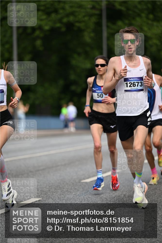29.06.2025 - hella hamburg halbmarathon Dr. Thomas Lammeyer http://msf.ph/oto/8151854 29.06.2025 09:40:44 Kennedybrücke 45, 50, 3944 meine-sportfotos.de