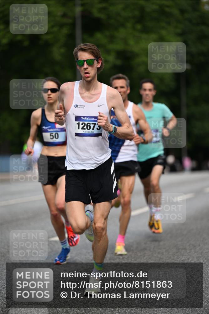 29.06.2025 - hella hamburg halbmarathon Dr. Thomas Lammeyer http://msf.ph/oto/8151863 29.06.2025 09:40:44 Kennedybrücke 45, 50, 3944 meine-sportfotos.de