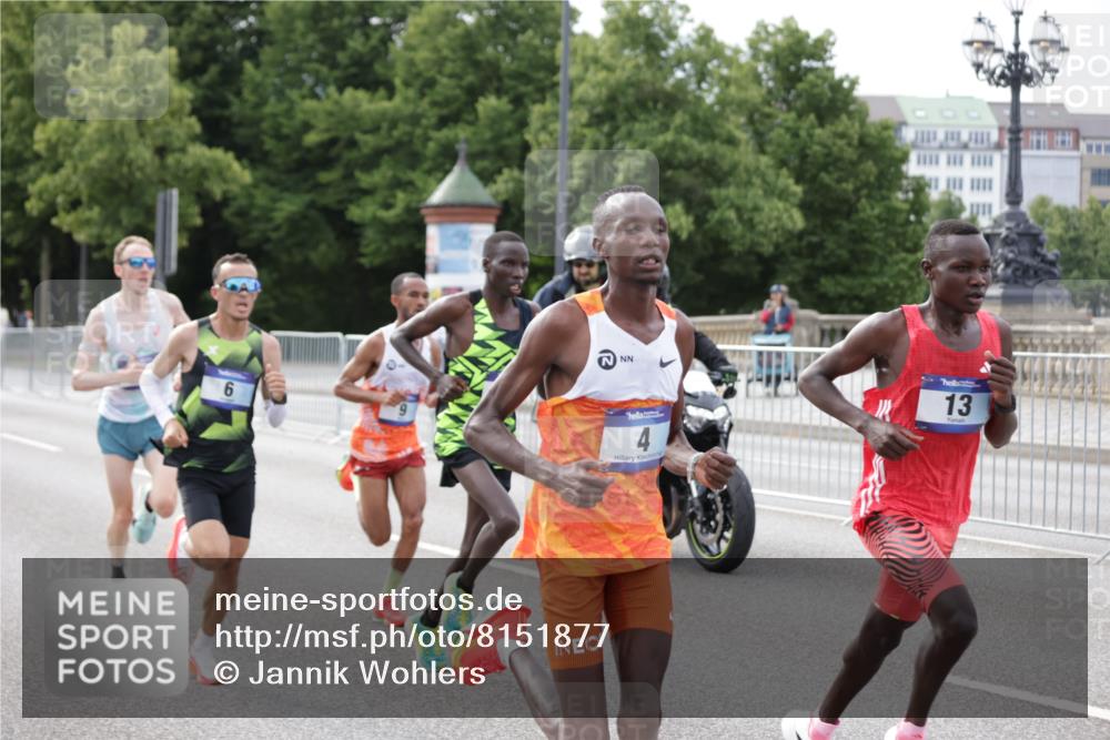 29.06.2025 - hella hamburg halbmarathon Jannik Wohlers http://msf.ph/oto/8151877 29.06.2025 09:30:59 Lombardsbrücke 1, 2, 4, 5, 6, 7, 8, 9, 10, 11, 13, 16, 22, 23, 25, 59 meine-sportfotos.de