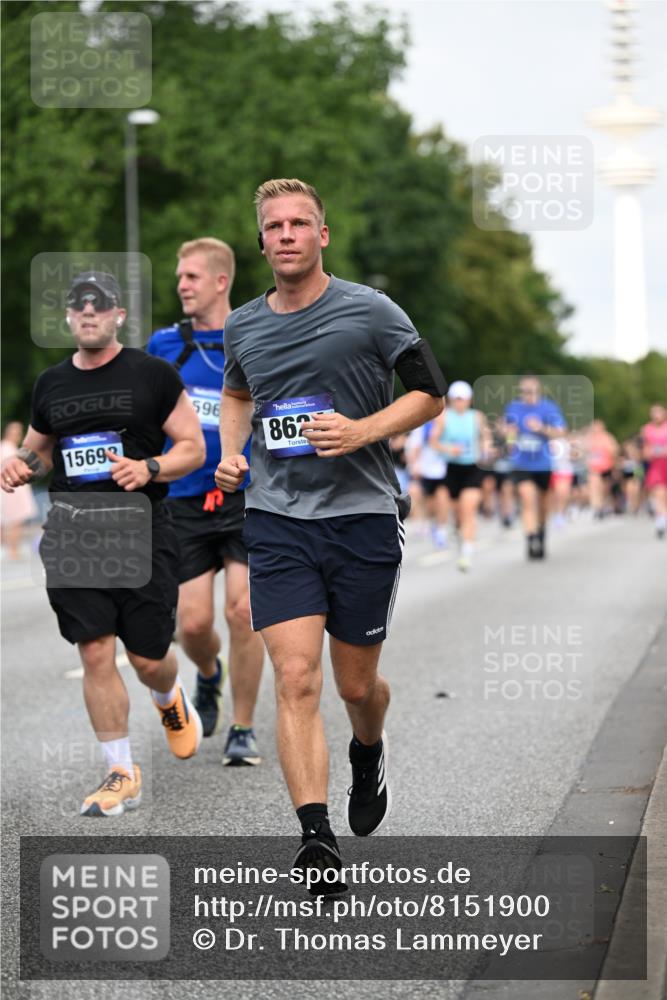 29.06.2025 - hella hamburg halbmarathon Dr. Thomas Lammeyer http://msf.ph/oto/8151900 29.06.2025 10:07:08 Kennedybrücke 1135, 1138, 1414, 1702, 2619, 2712, 2780, 2810, 2819, 3225, 3630, 4066, 4204, 4613, 4665, 5734, 6208, 6815, 7869, 7888, 8003, 8481, 8483, 8624, 9006, 9439, 10128 meine-sportfotos.de